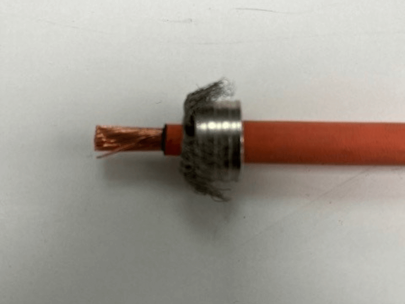 9mm multistrand cable with silicon insulation processes using the Mercury-5, no damage to conductor.