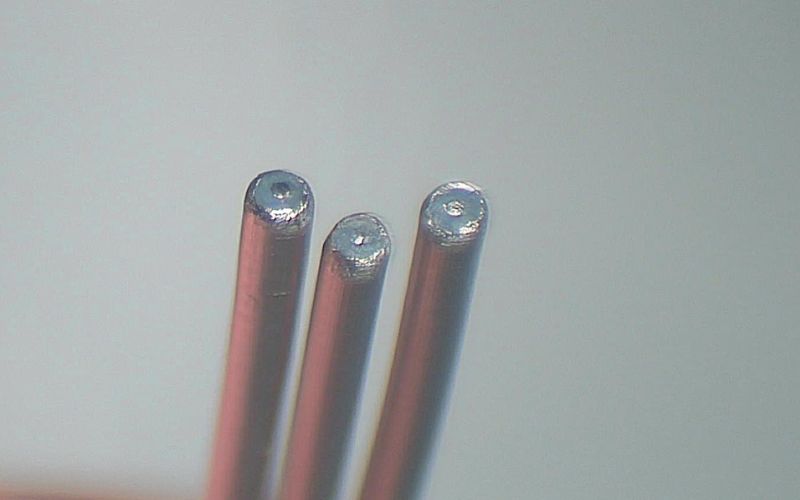 Stainless steel rigid coax. PTFE dielectric. 1.19mm OD-unprocessed 1433