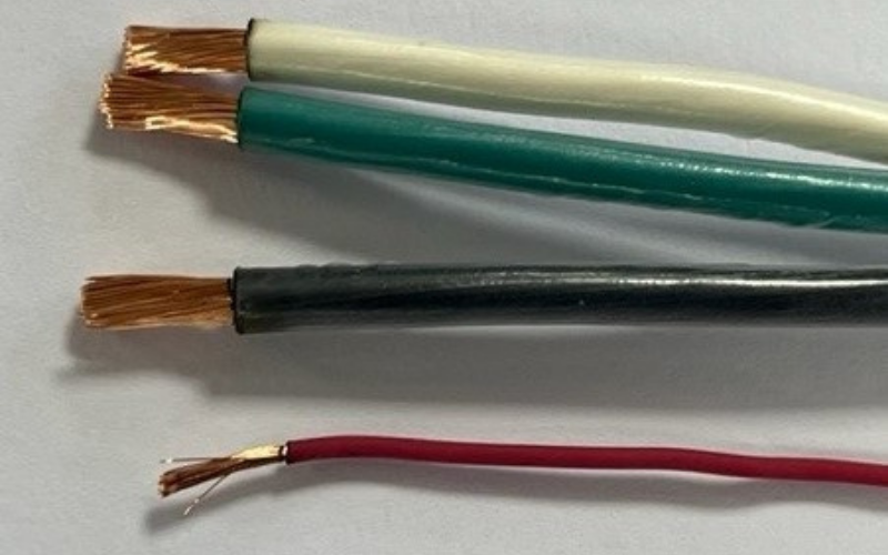 4 core cable, stranded wires with different diameters processed with the Mercury-2